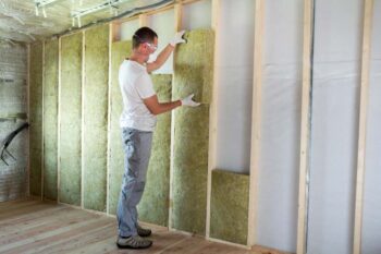 Internal insulation contributes to creating a comfortable and healthy indoor environment within buildings. You will enjoy optimal temperatures and added comfort in your home or workplace.